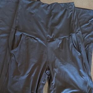 Black High-Waisted Maternity Leggings comfortable size Small